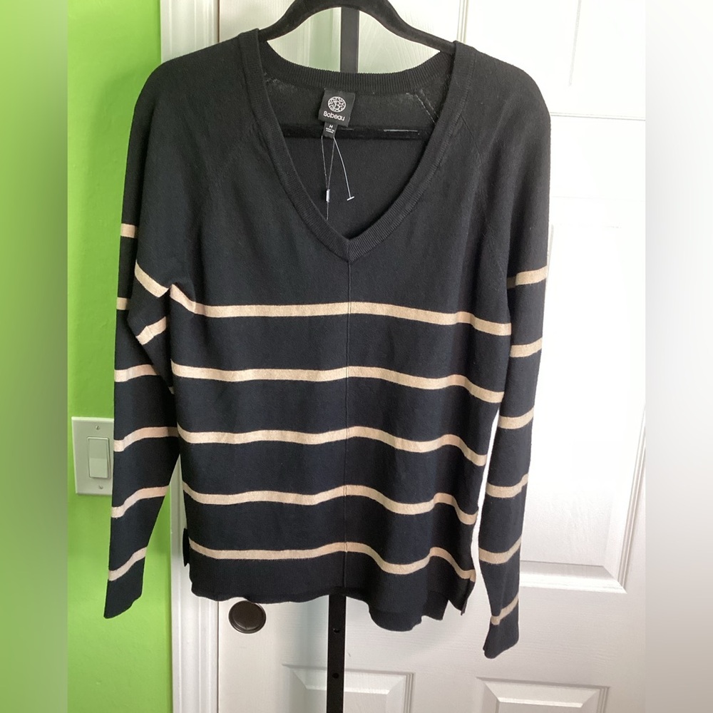 Bobeau Black And Tan Striped V-Neck Sweater, size Medium, NWT